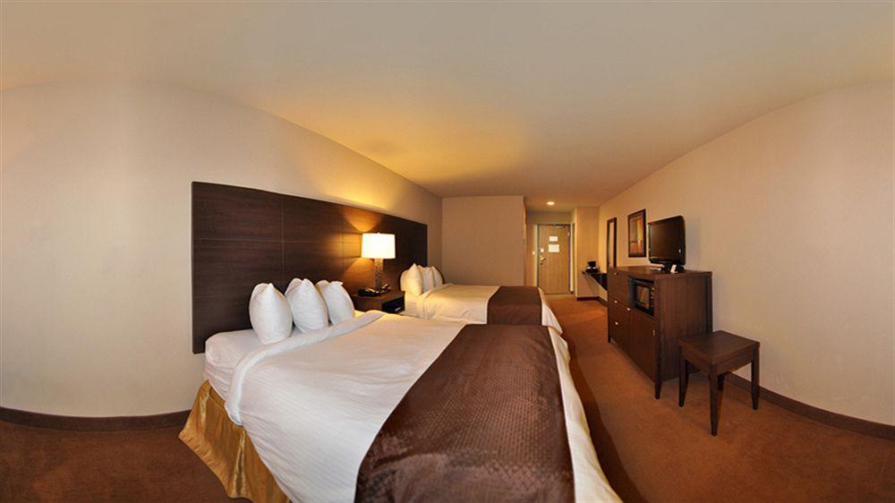 เบสต์ เวสเทิร์น พลัส เซนต์ จอห์น โฮเต็ล แอนด์ สวีท Hotel เซนต์จอห์น ภายนอก รูปภาพ