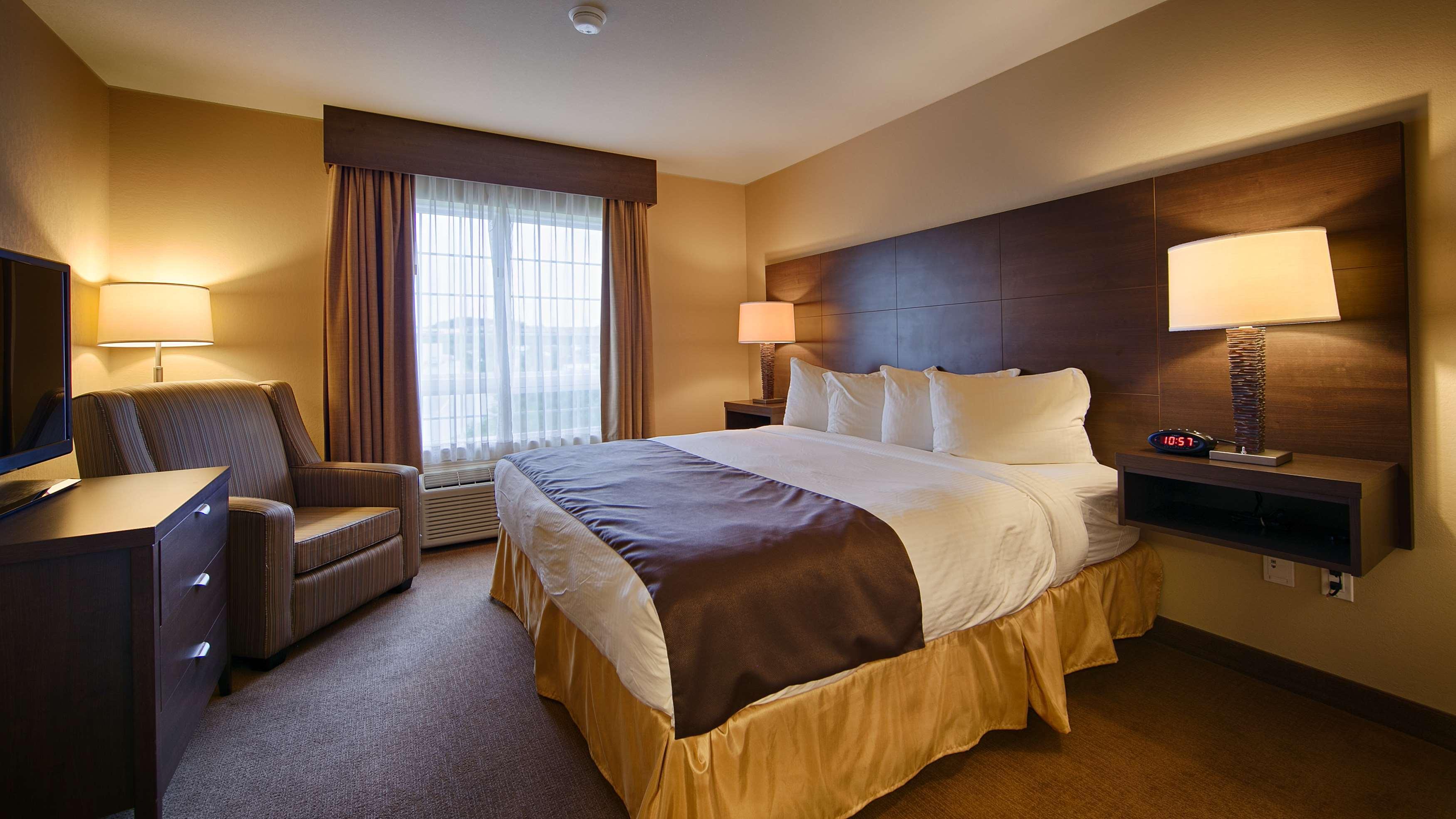 เบสต์ เวสเทิร์น พลัส เซนต์ จอห์น โฮเต็ล แอนด์ สวีท Hotel เซนต์จอห์น ภายนอก รูปภาพ