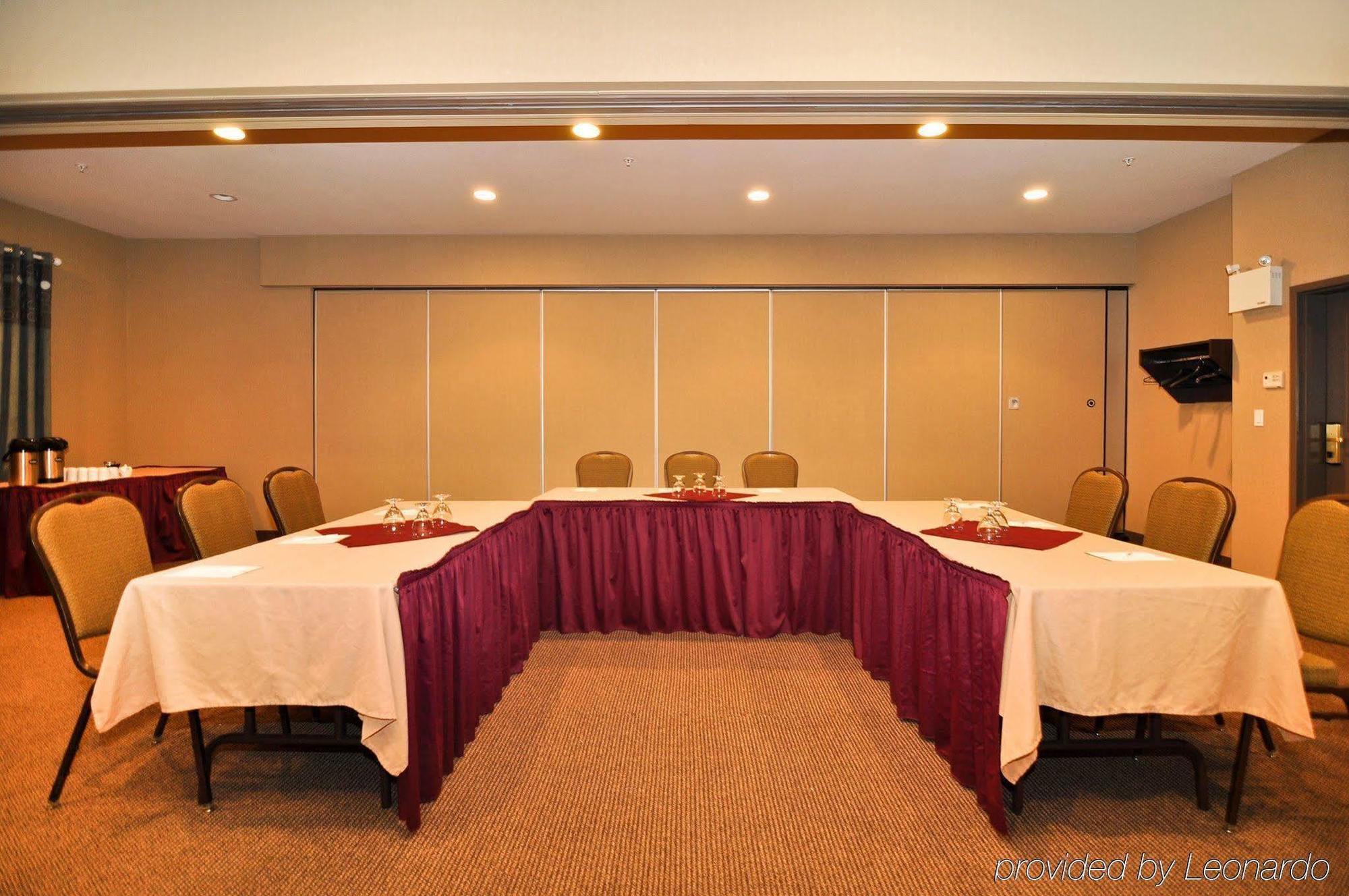 เบสต์ เวสเทิร์น พลัส เซนต์ จอห์น โฮเต็ล แอนด์ สวีท Hotel เซนต์จอห์น ภายนอก รูปภาพ